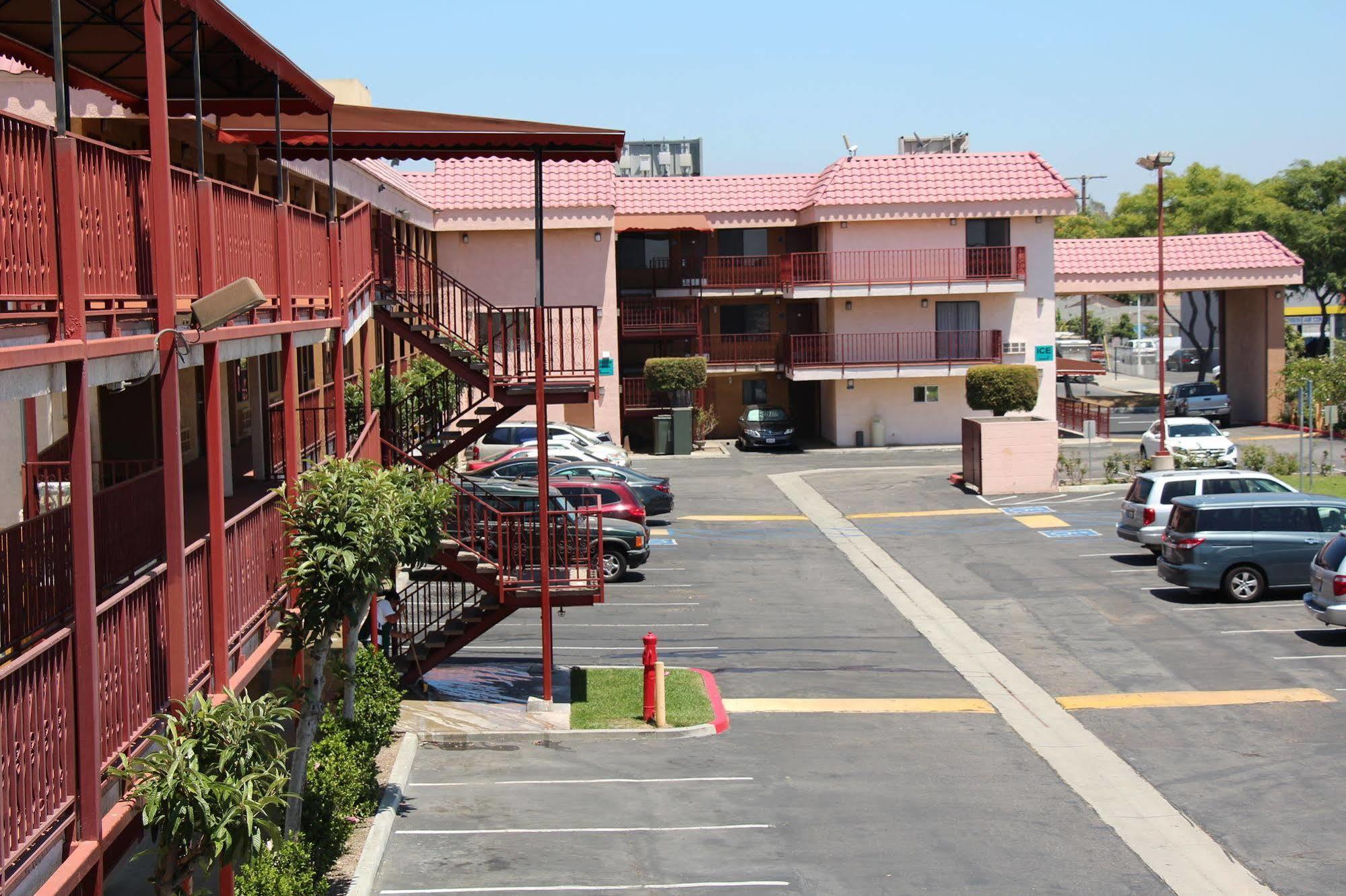Budget Inn Anaheim/Santa Ana Kültér fotó
