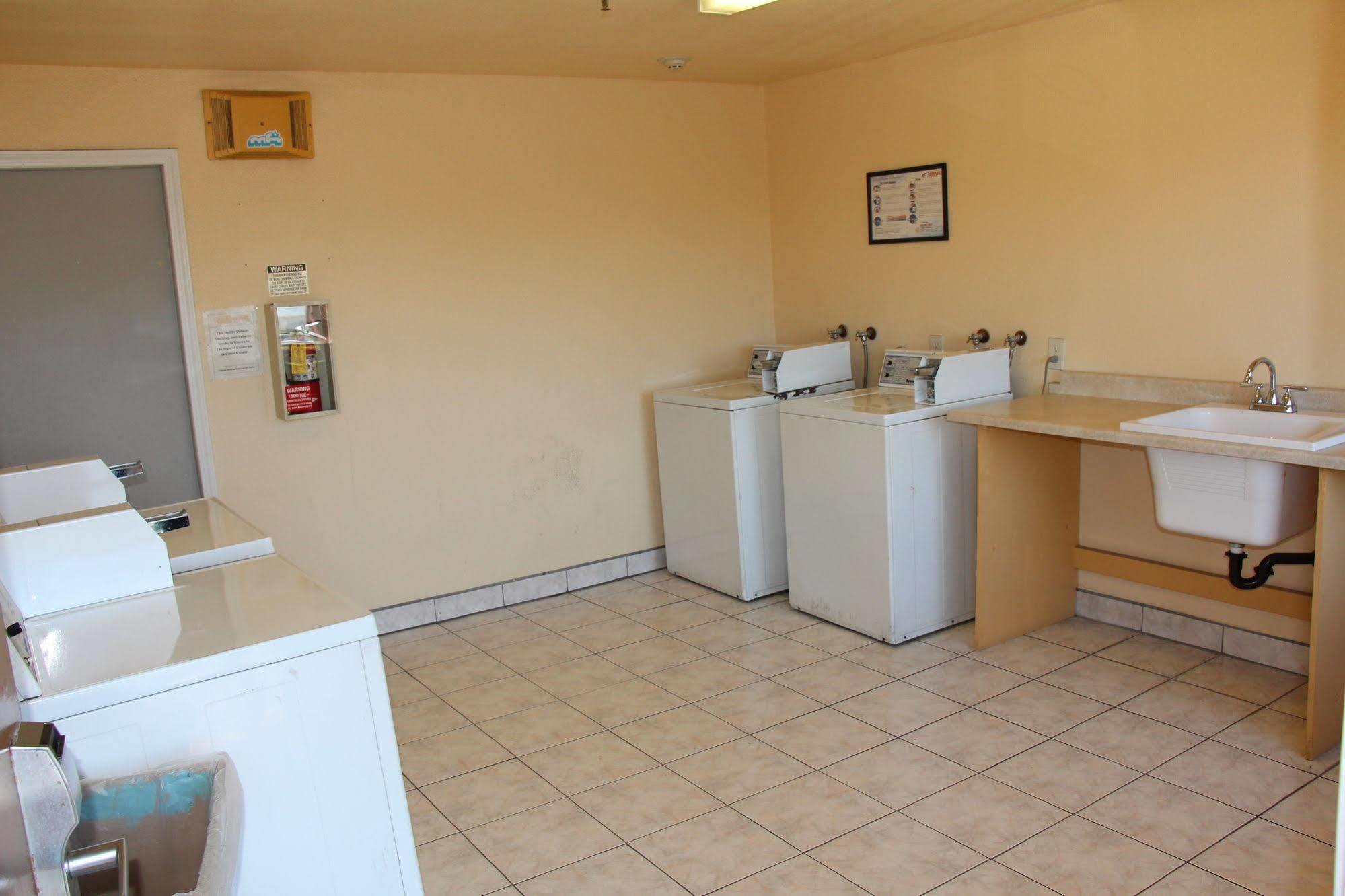 Budget Inn Anaheim/Santa Ana Kültér fotó